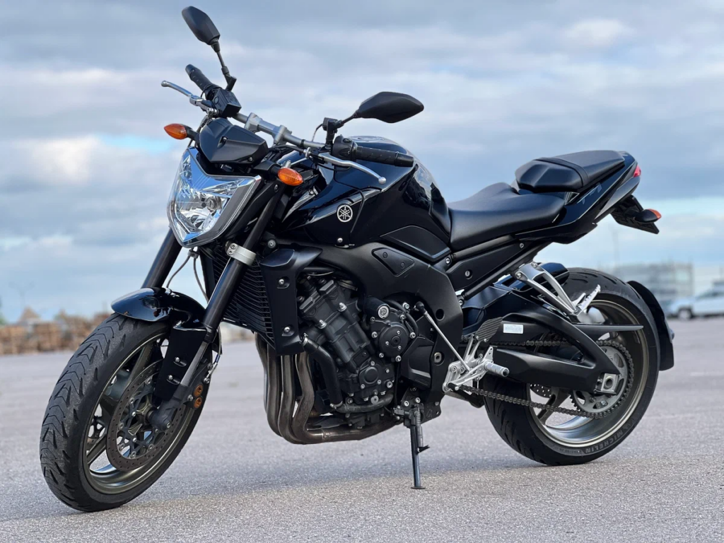Yamaha FZ